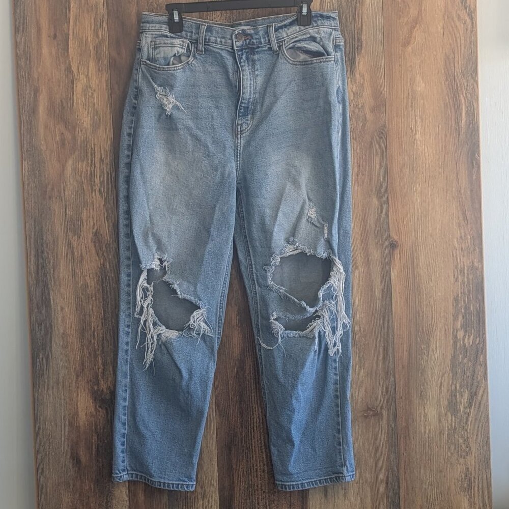 Cello Destroyed Mom Straight Jeans 17/33